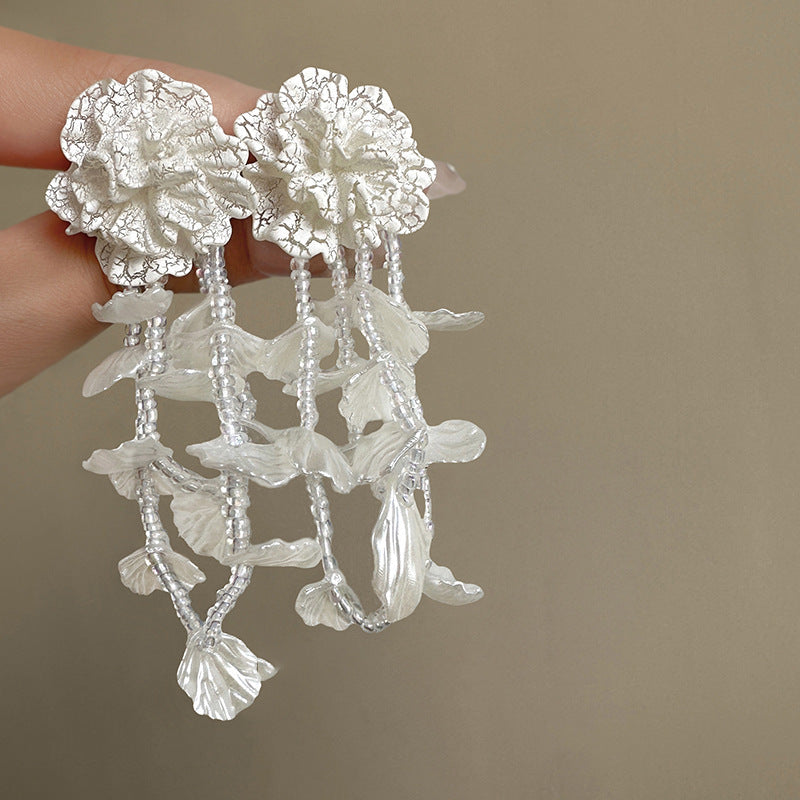 Beautiful Silver Earring with Unique Style