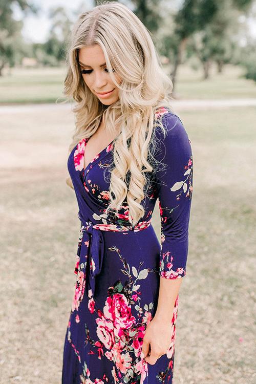 Beautifully Finished Dress in a Timeless Design