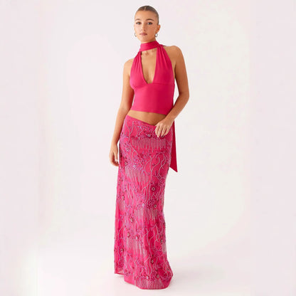 Well Tailored Garment with a Graceful Silhouette