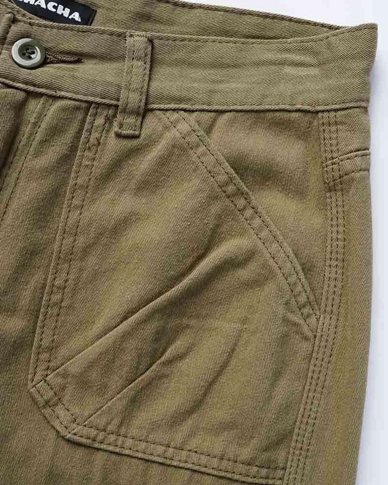 Elegantly Styled Pants for Everyday Wear