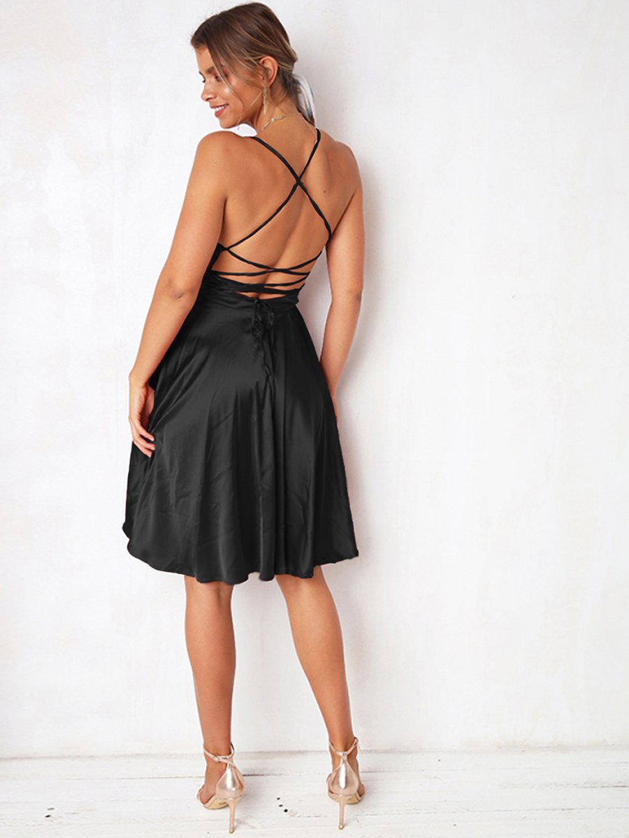 Effortlessly Elegant Dress with a Timeless Design