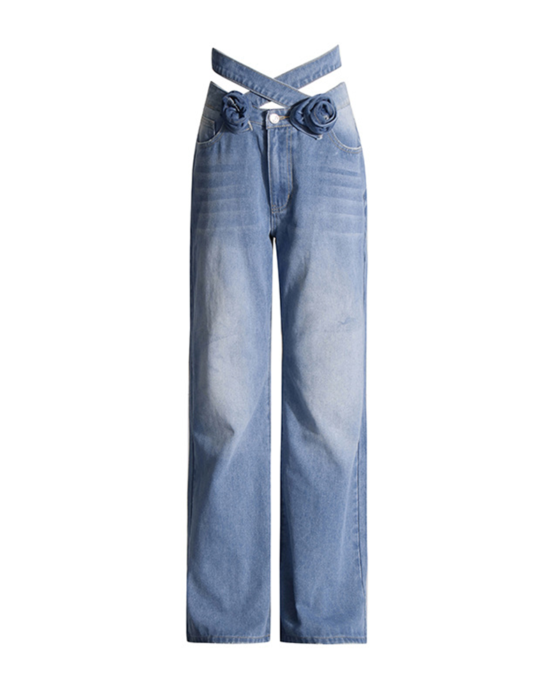 Effortlessly Elegant Garment with a Timeless Design