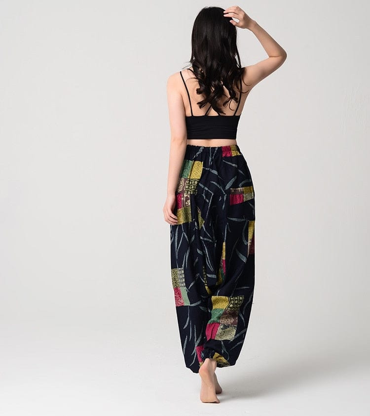 Classic Vintage Pants with a Flattering Fit