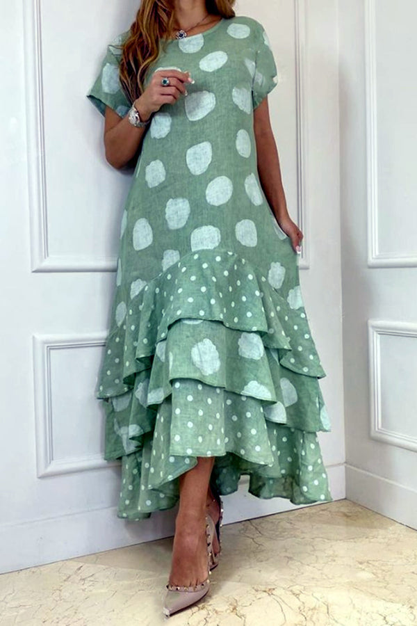 Gracefully Styled Dress for Any Occasion