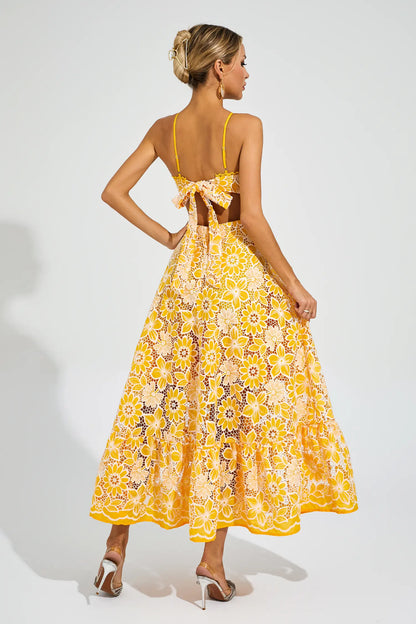 A Vintage Style Dress with Delicate Timeless Details