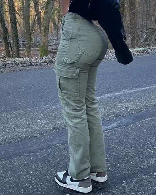 Elegantly Styled Pants for Everyday Wear