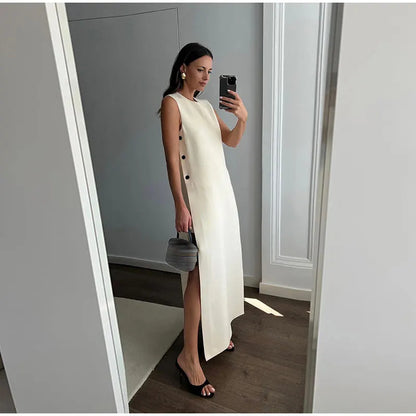 Polished Dress with an Effortless Classic Look
