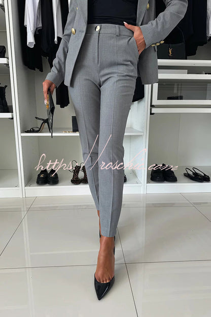 Well Tailored Pants with a Graceful Silhouette