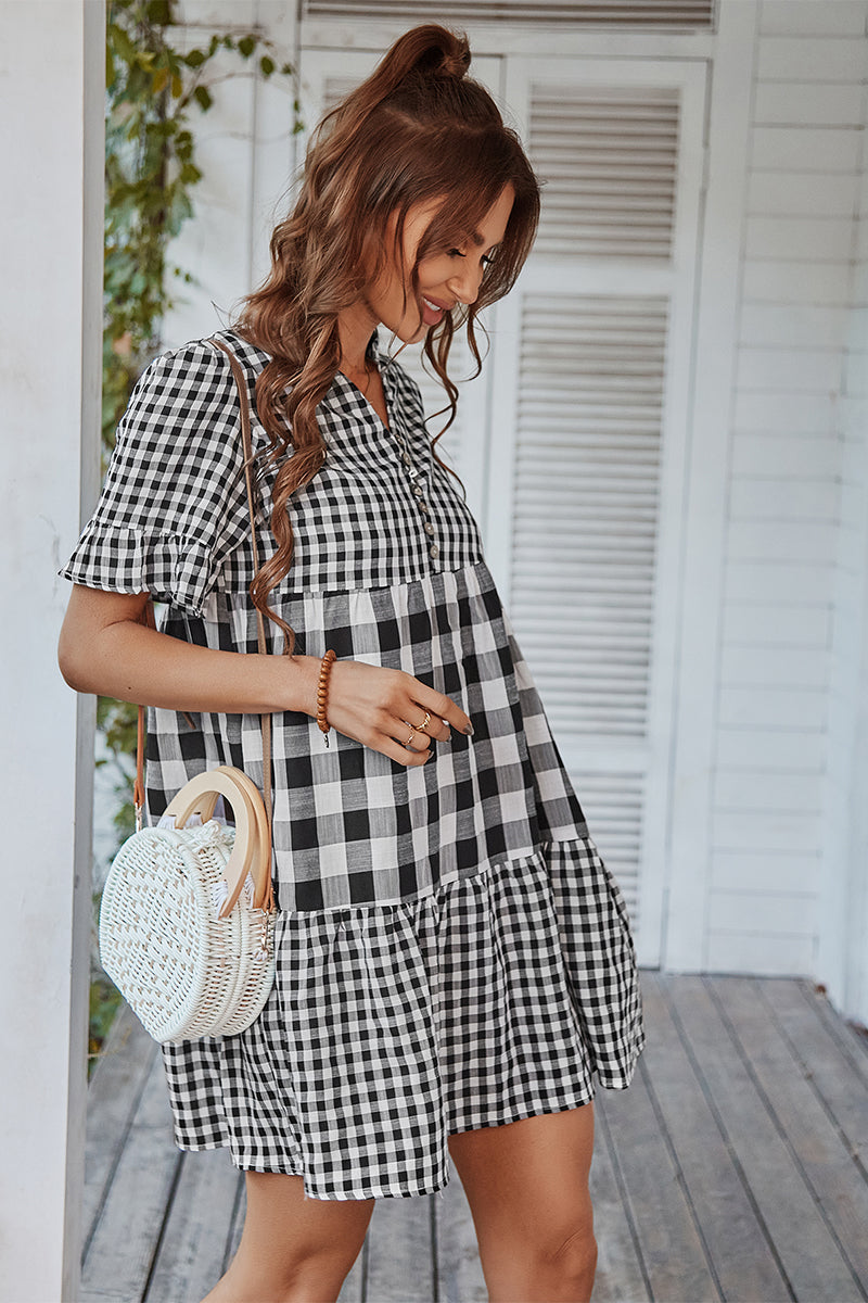 Classic Vintage Dress with a Flattering Fit