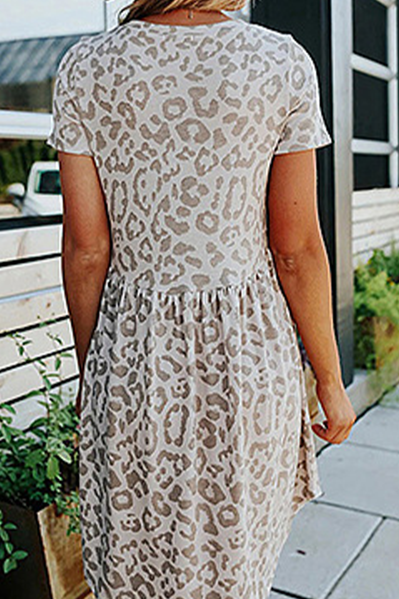 Polished Dress with an Effortless Classic Look