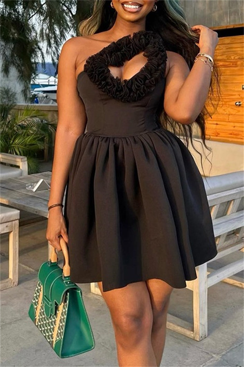 Sophisticated Dress with a Clean Classic Look