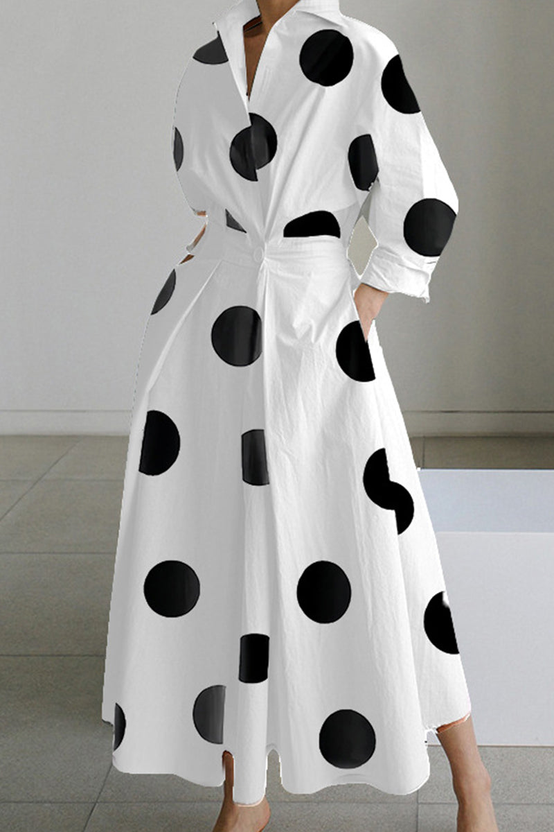 Classic Vintage Dress with a Flattering Fit
