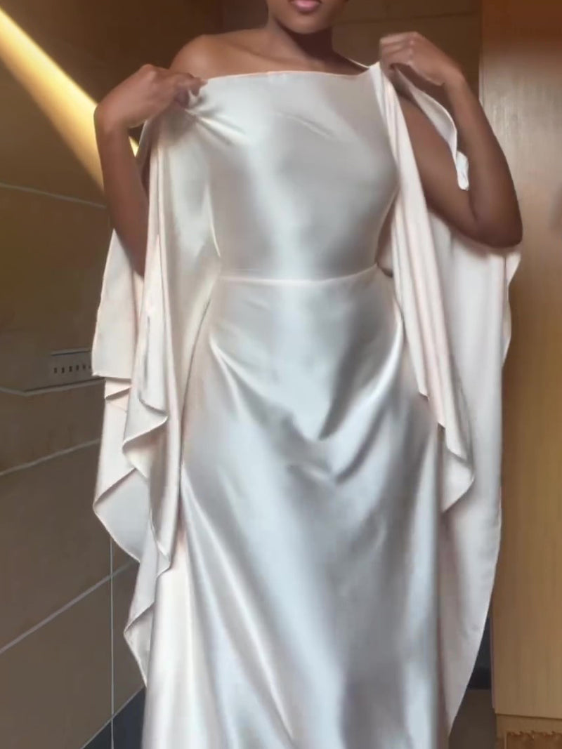 Gracefully Styled Garment for Any Occasion