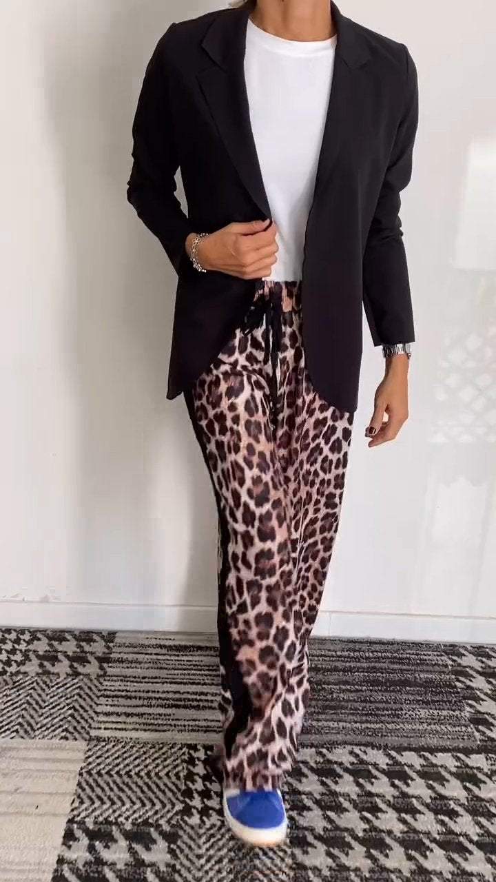 Sophisticated Jacket with a Clean Classic Look