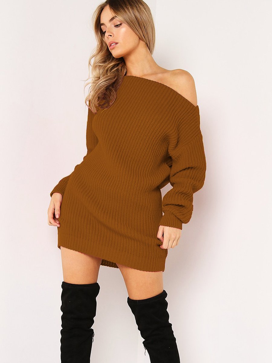 Classic Vintage Sweater with a Flattering Fit