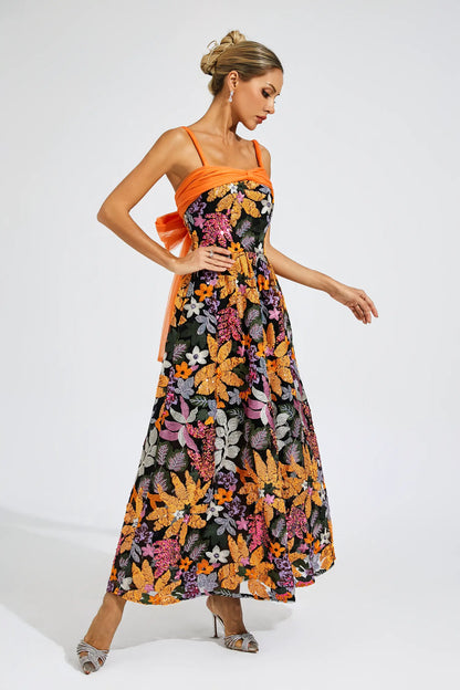 Gracefully Styled Dress for Any Occasion