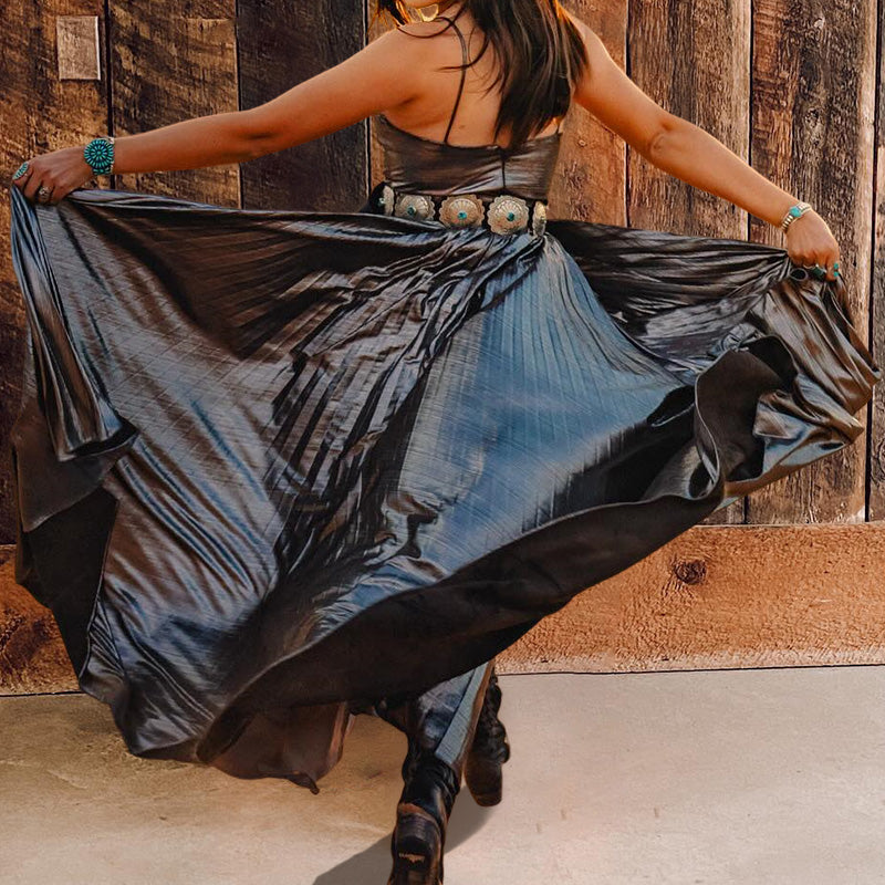 Classic Vintage Dress with a Flattering Fit