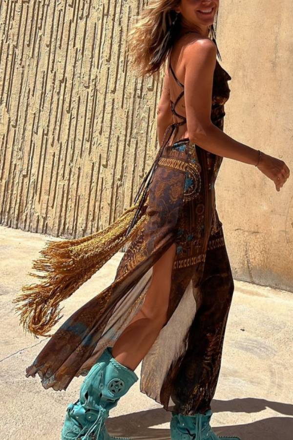Gracefully Styled Dress for Any Occasion