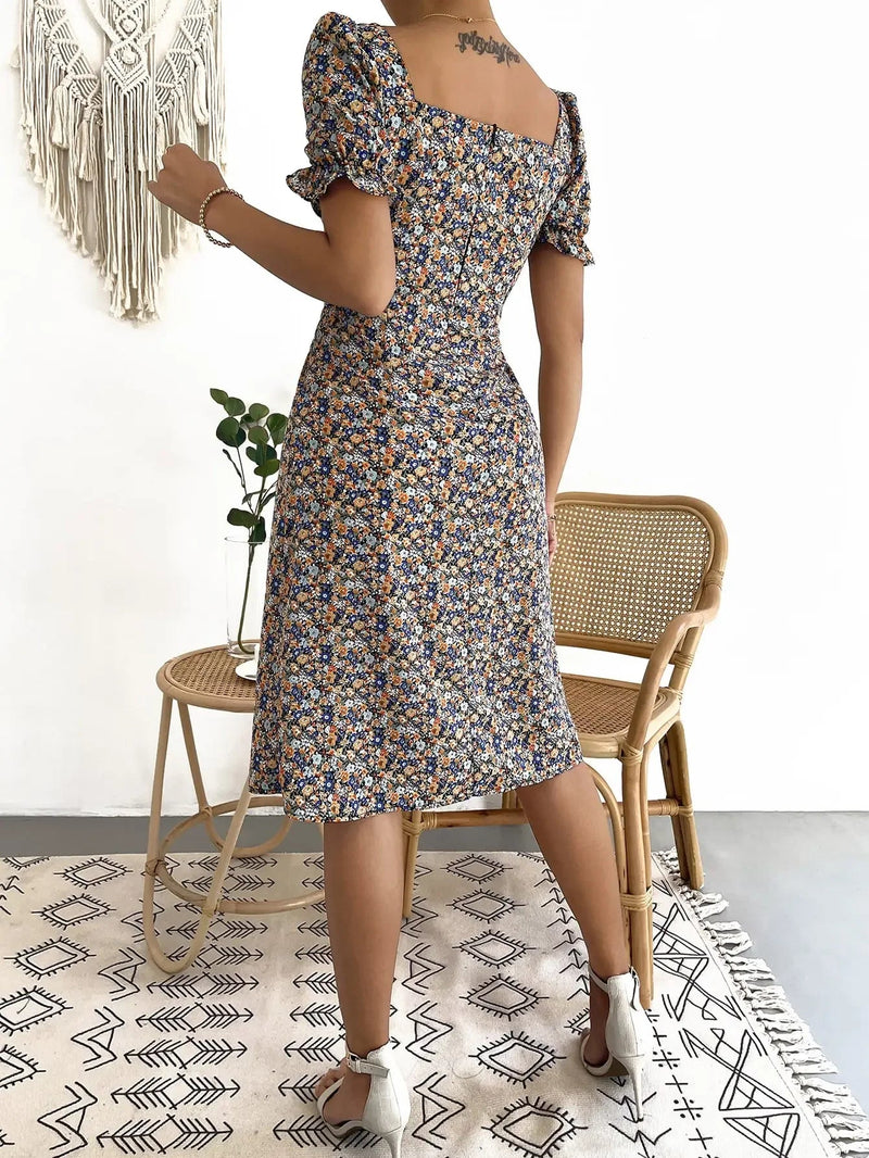 Effortlessly Elegant Dress with a Timeless Design