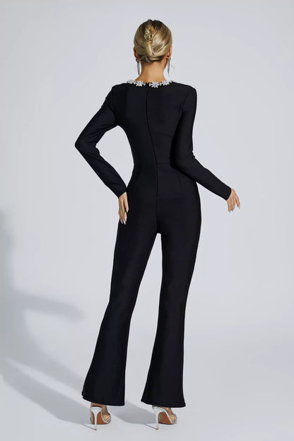 Effortlessly Elegant Garment with a Timeless Design