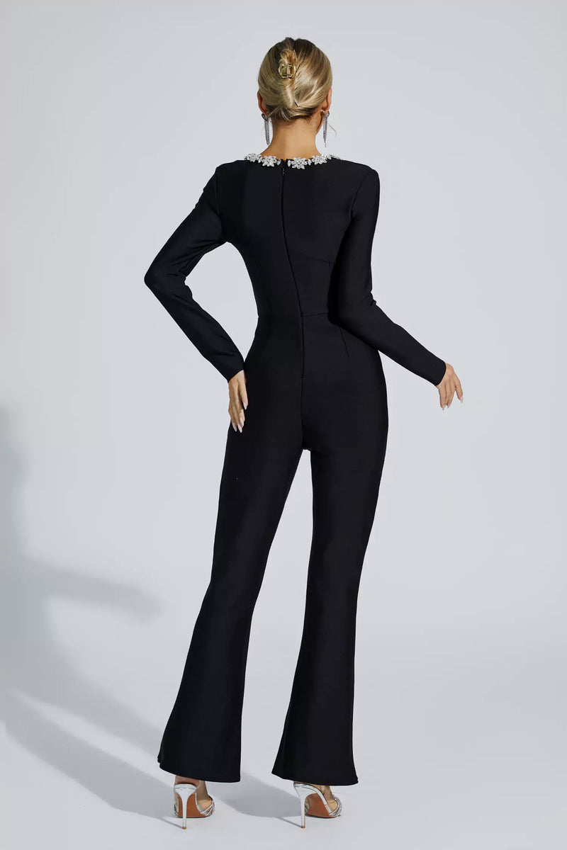 Effortlessly Elegant Garment with a Timeless Design