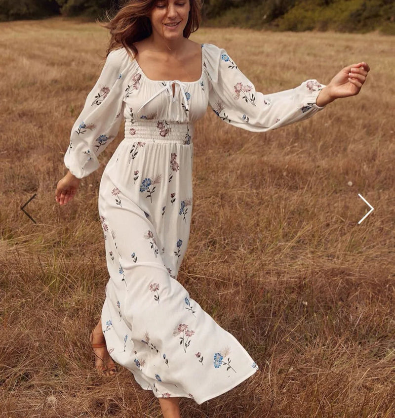 Classic Vintage & Enduringly Stylish Dress