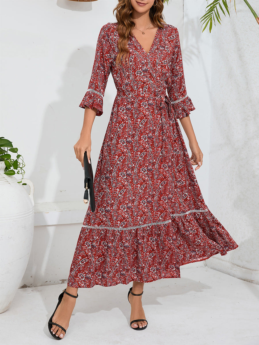 Gracefully Styled Dress for Any Occasion