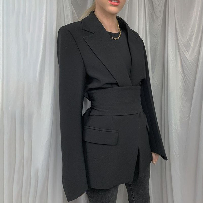 Sophisticated Garment with a Clean Classic Look