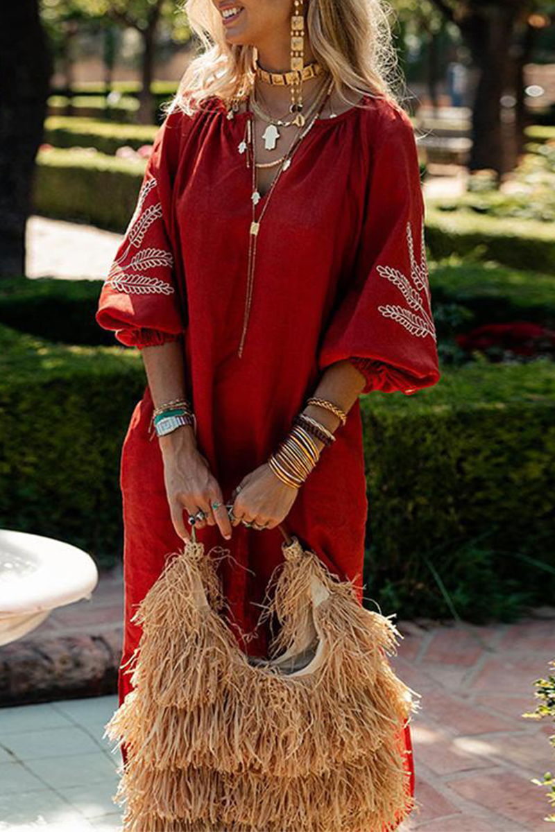 Classic Vintage Dress with a Flattering Fit