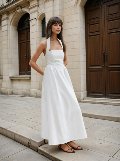 Beautifully Finished Dress in a Timeless Design