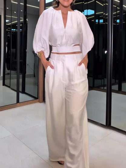 Well Tailored Pants with a Graceful Silhouette