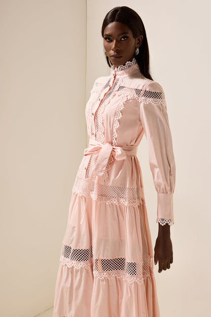 Beautifully Finished Dress in a Timeless Design