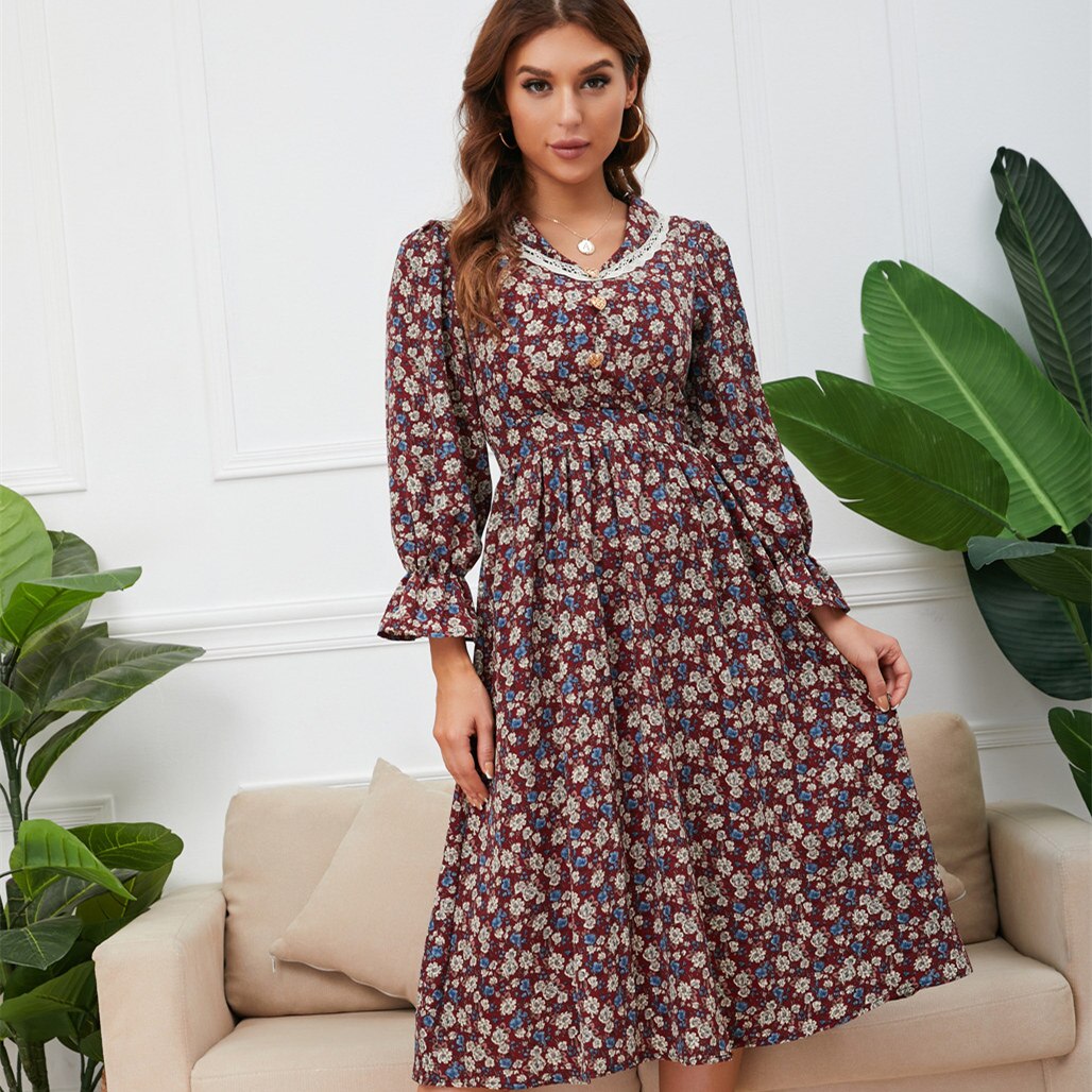 Classic Vintage & Enduringly Stylish Dress
