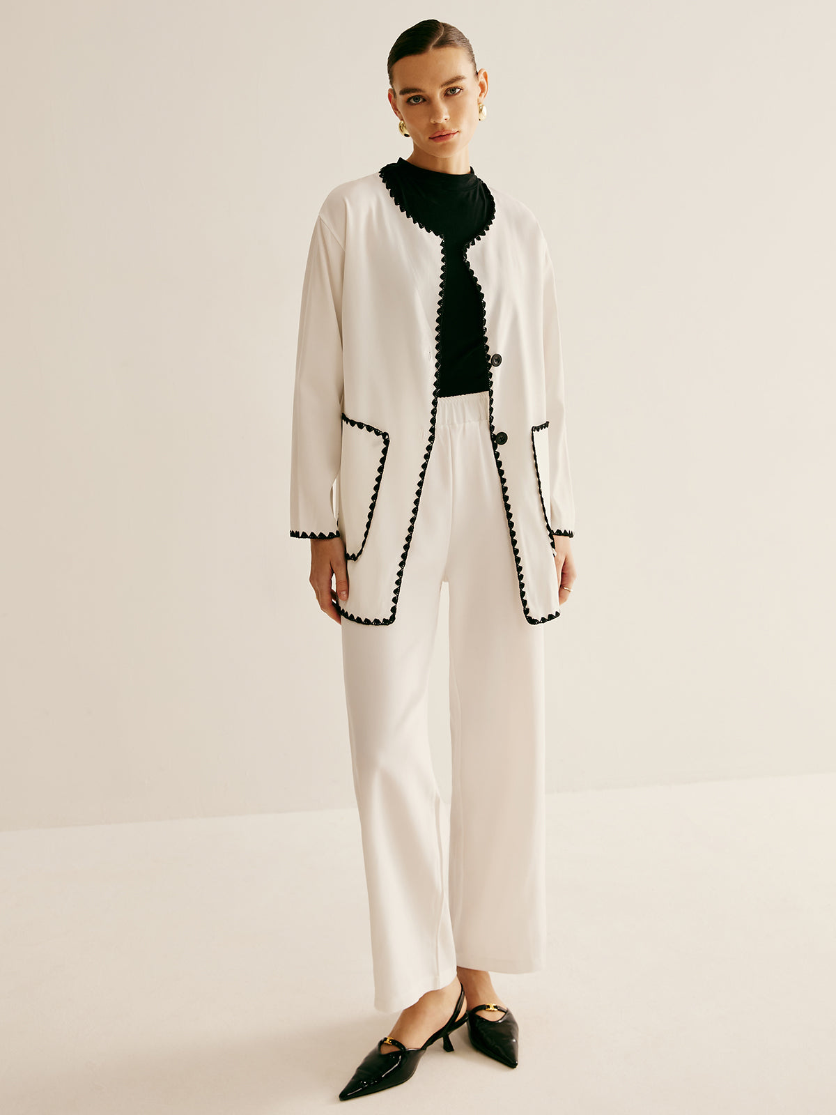 Elegantly Styled Pants for Everyday Wear