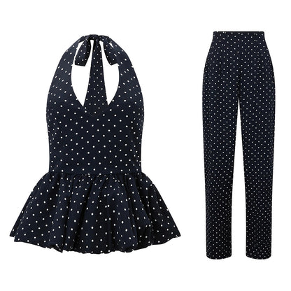 Effortlessly Elegant Pants with a Timeless Design