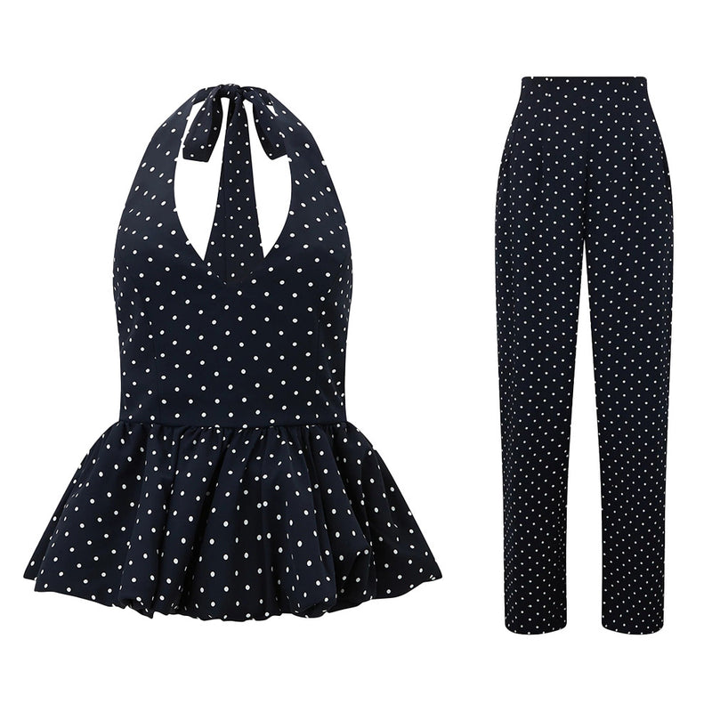 Effortlessly Elegant Pants with a Timeless Design