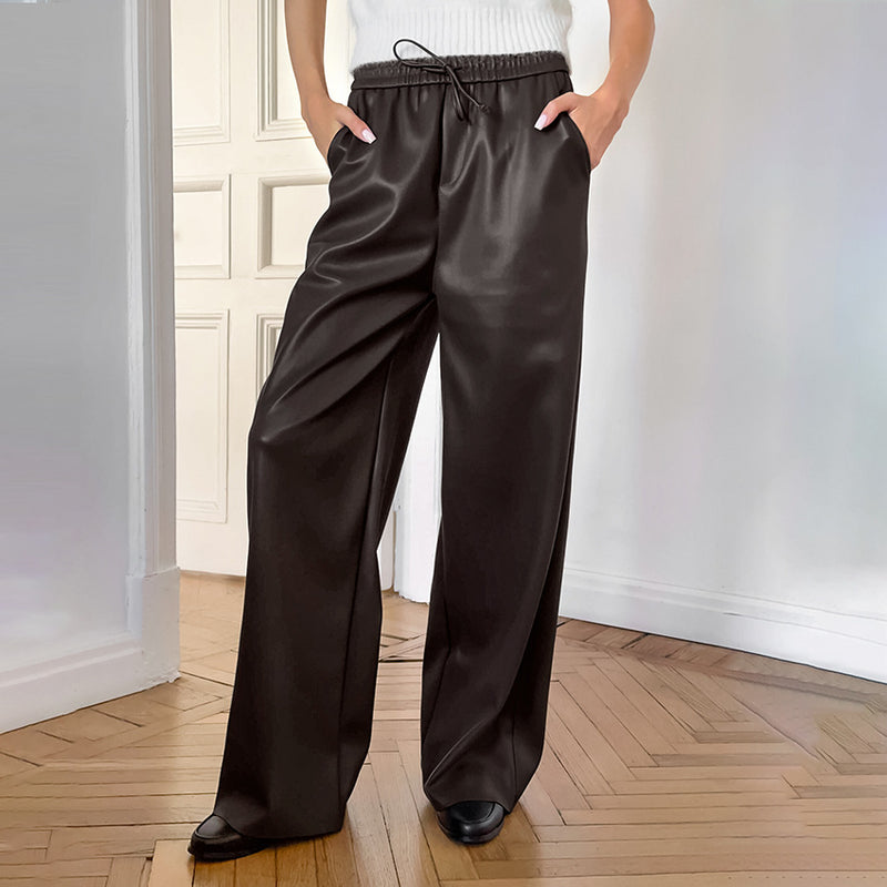 Classic Vintage Trousers with a Flattering Fit