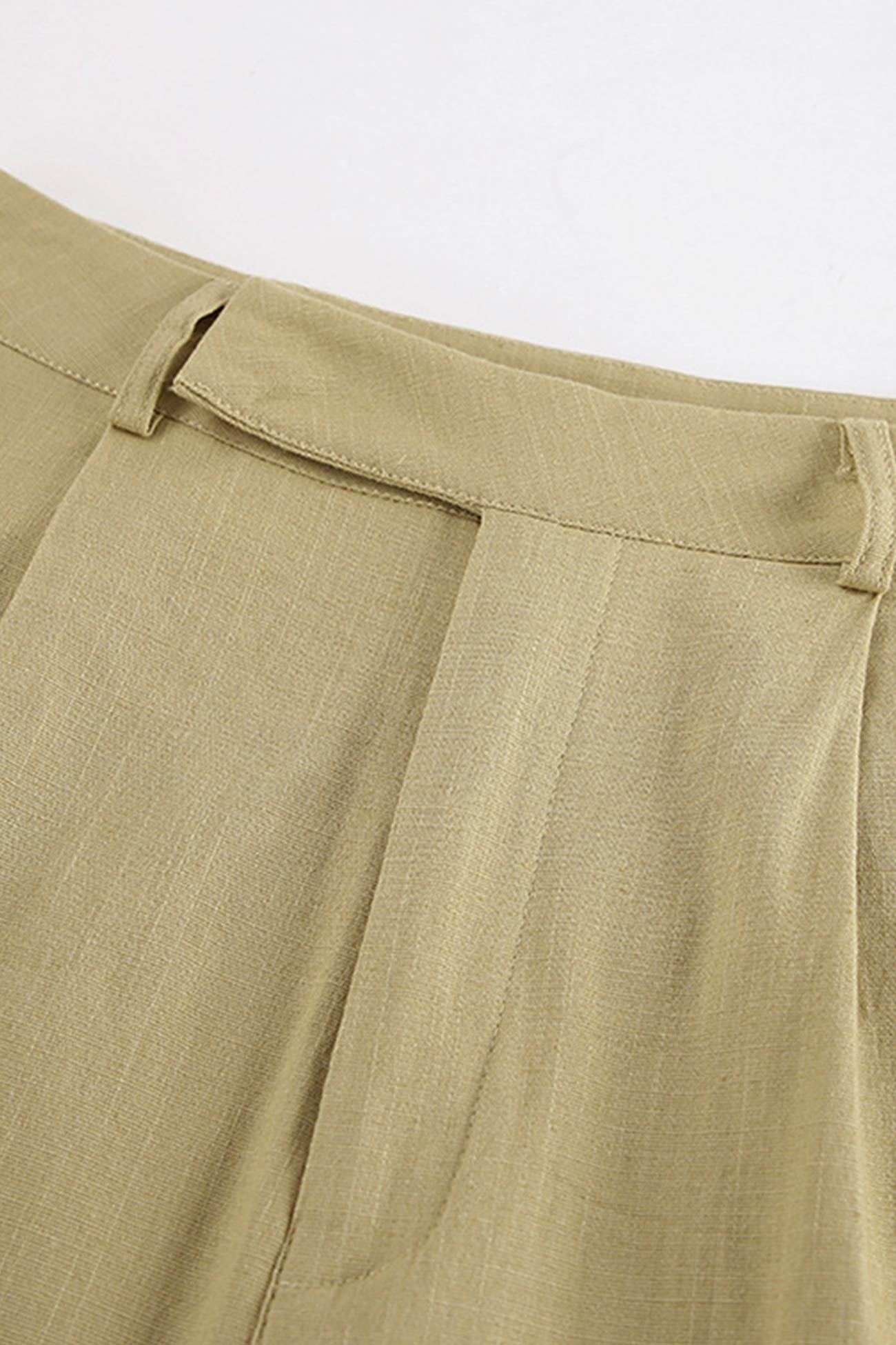 Polished Pants with an Effortless Classic Look