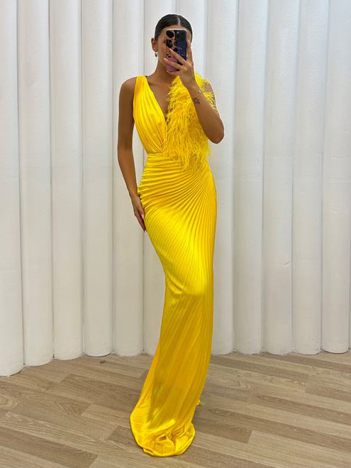 Elegantly Styled Dress for Everyday Wear