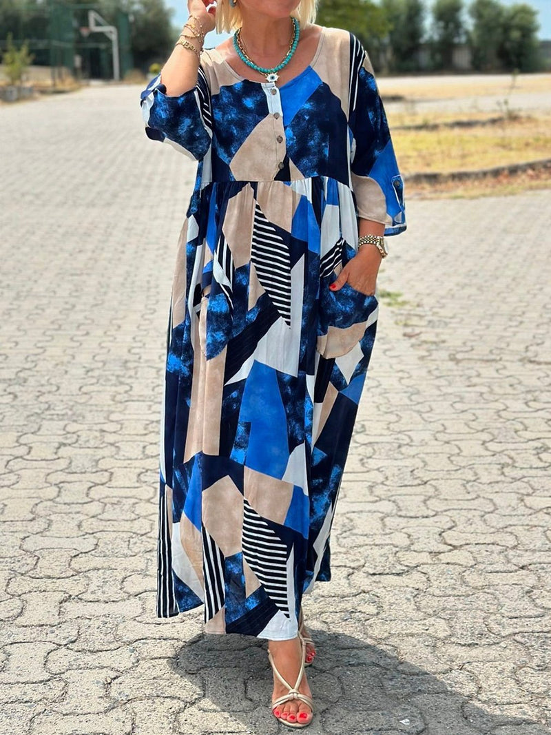 Classic Vintage Dress with a Flattering Fit