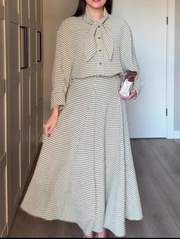 Classic Vintage & Enduringly Stylish Blouse