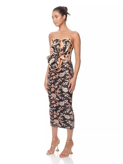 A Vintage Style Dress with Delicate Timeless Details