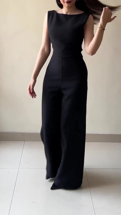 Gracefully Styled Garment for Any Occasion