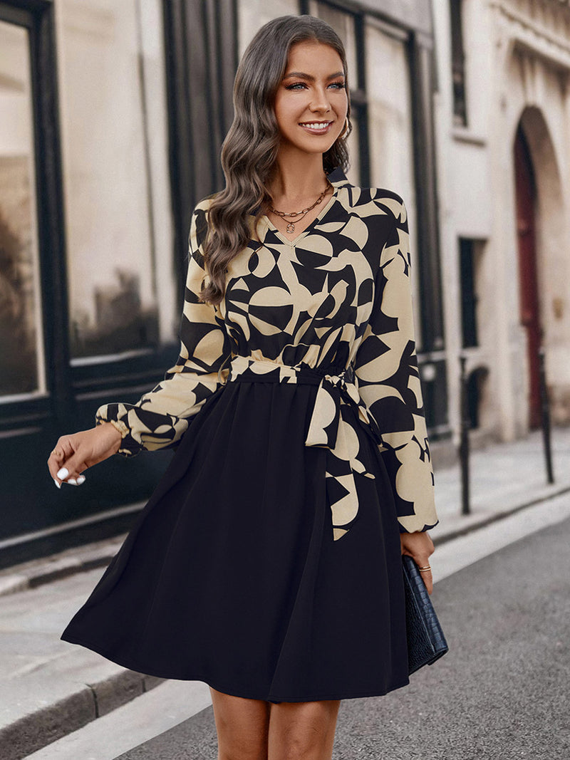 Effortlessly Elegant Dress with a Timeless Design
