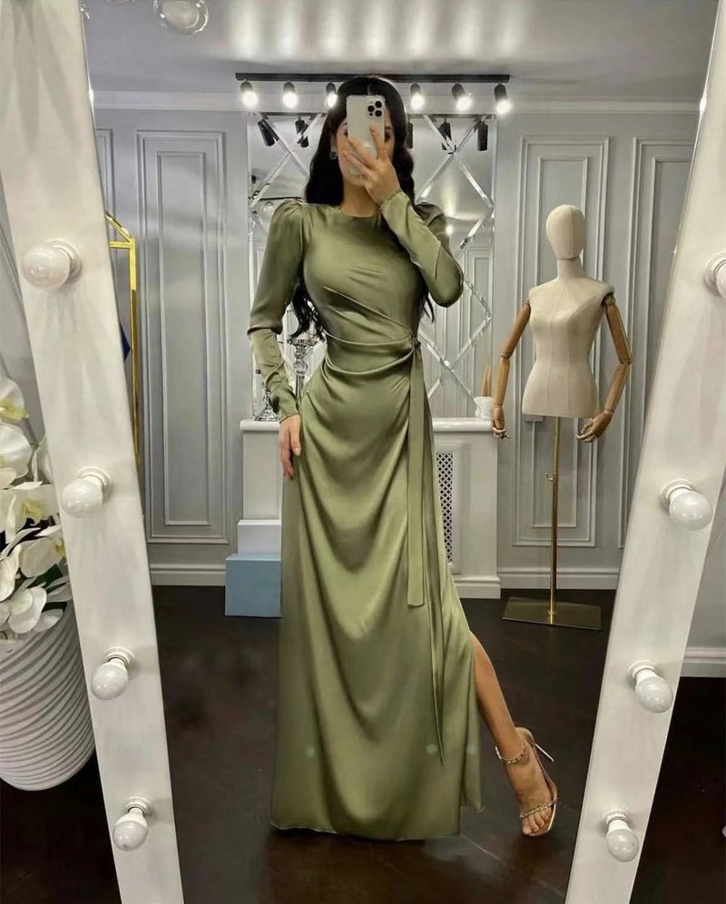 Polished Dress with an Effortless Classic Look