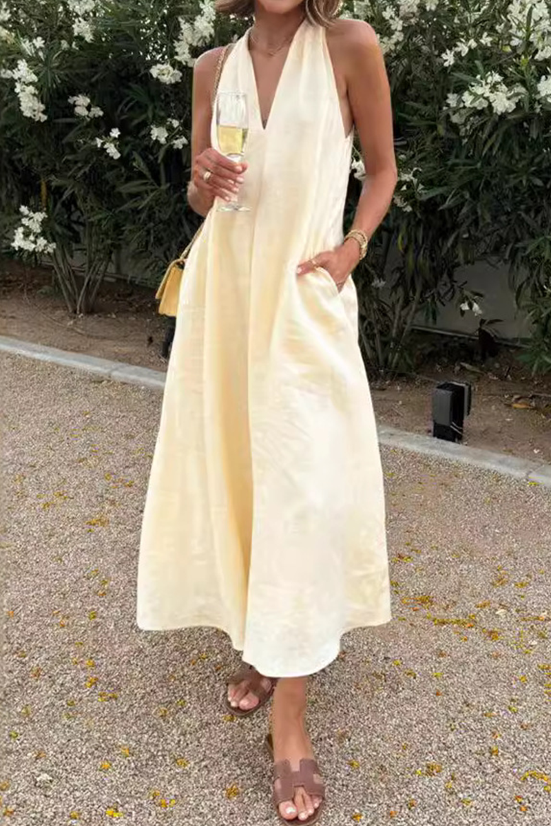 Effortlessly Elegant Dress with a Timeless Design