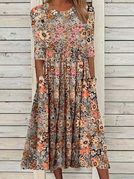 Classic Vintage & Enduringly Stylish Dress