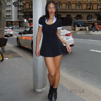 Beautifully Crafted Dress in a Classic Style