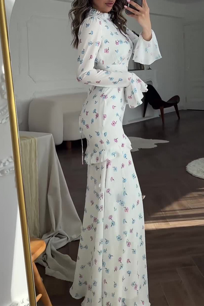 A Vintage Style Dress with Delicate Timeless Details