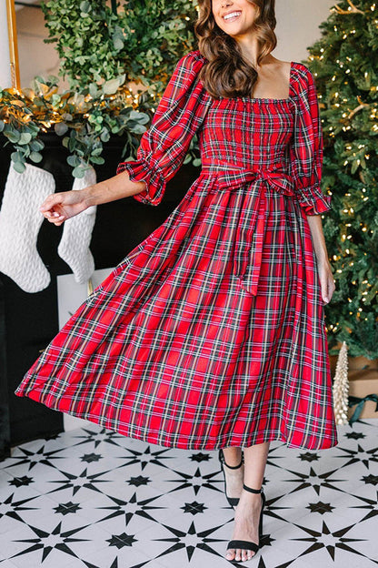 Beautifully Crafted Dress in a Classic Style